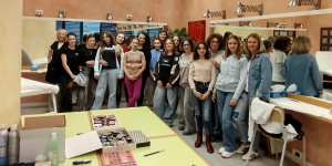Laboratorio di trucco tra mamma e figlia